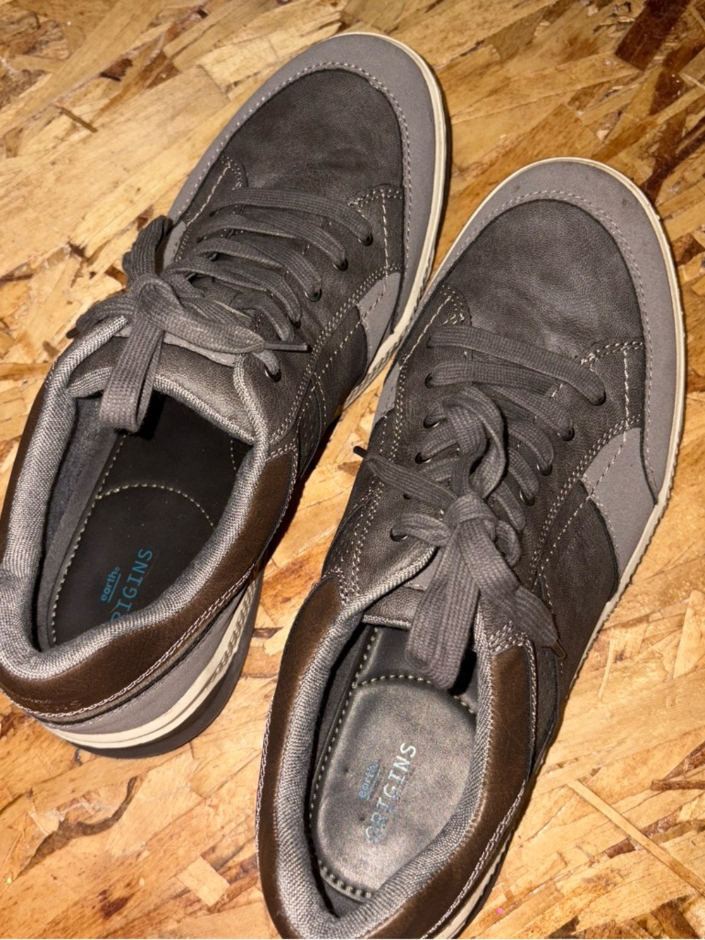 Earth Origins Men’s Suede and Leather Sneakers- Durable Rubber Sole